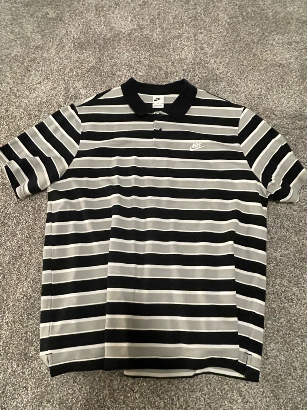 Nike Men's Black & White Striped Polo Shirt oversized/relaxed fit